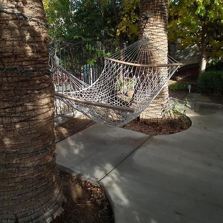 Raz Inn Central Phoenix Bagian luar foto
