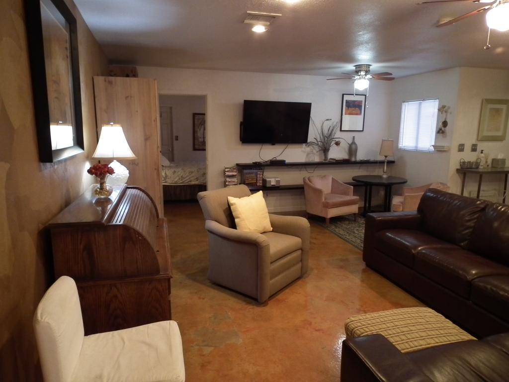Raz Inn Central Phoenix Bagian luar foto